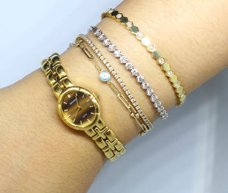 Sleek Gold-Tone Oval Face (Not-Running)