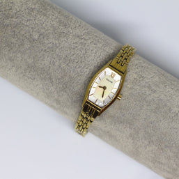 Thin Gold Pearl Face Watch